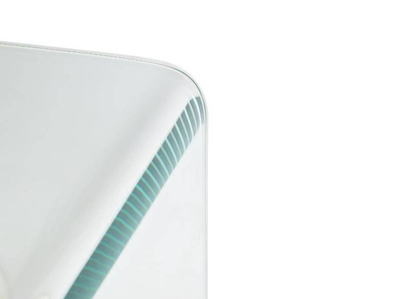 Amalfi glass coffee table – curved edge detail